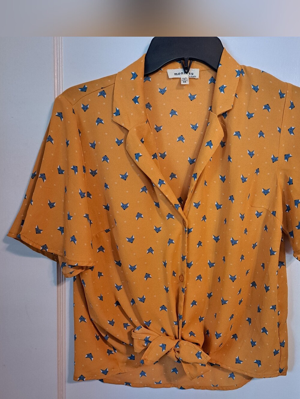 Flowy Button Up Fox Shirt With Tie / Monteau / Women's Medium